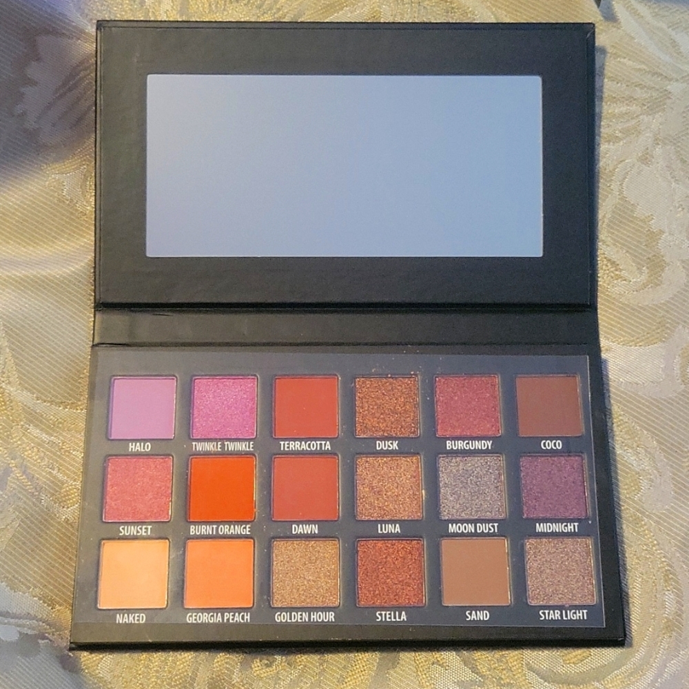 Kab Eyeshadow Night & Day Palette New